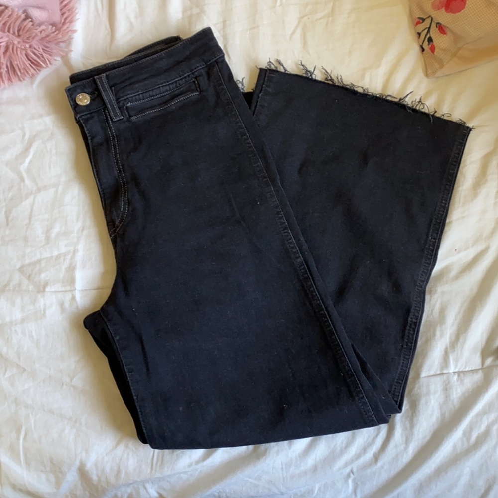 H&M black high waisted culotte jeans